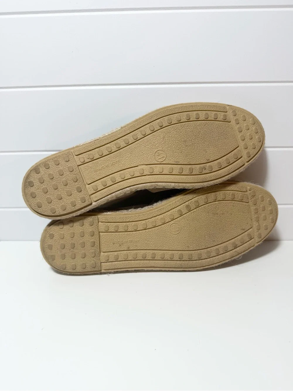 Verbenas Embroidered Taupe Floral Embroidered Women's Espadrilles suede size 41